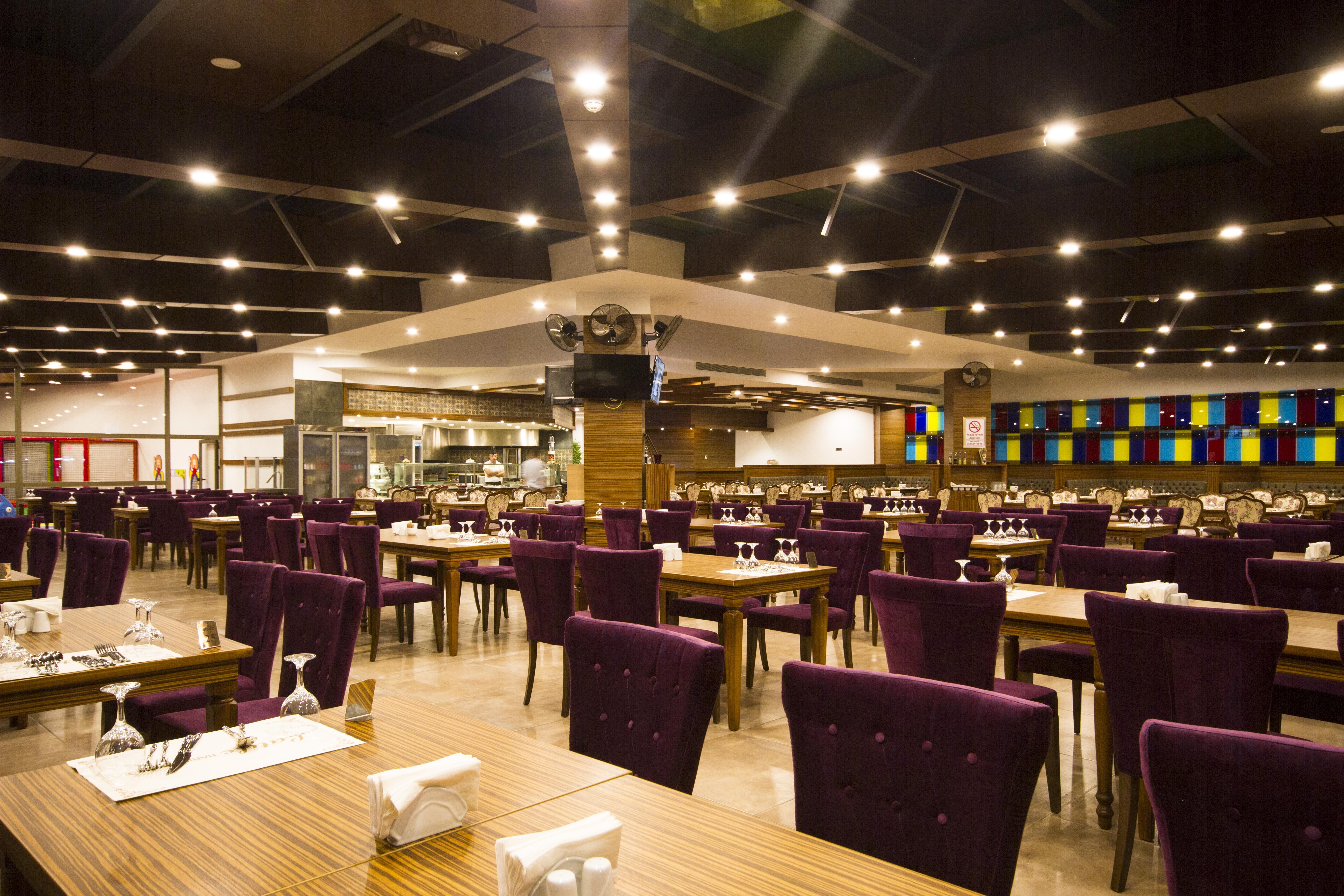 Sky Business Hotel Antalya Buitenkant foto